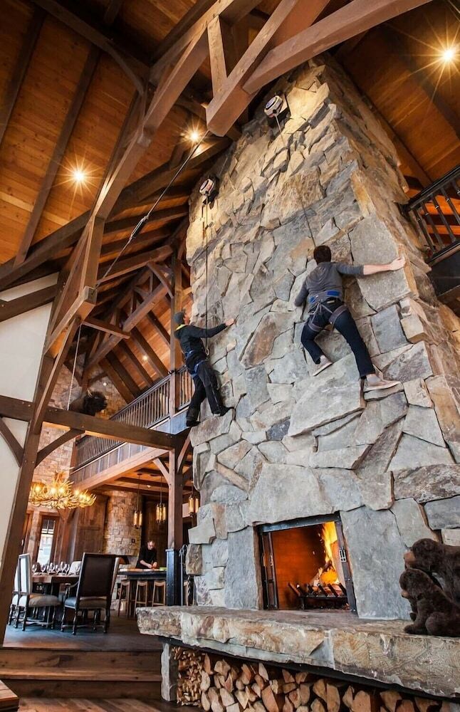 The Bison Lodge