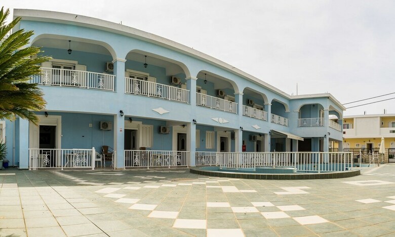 Hotel Anna Studios & Apartments
