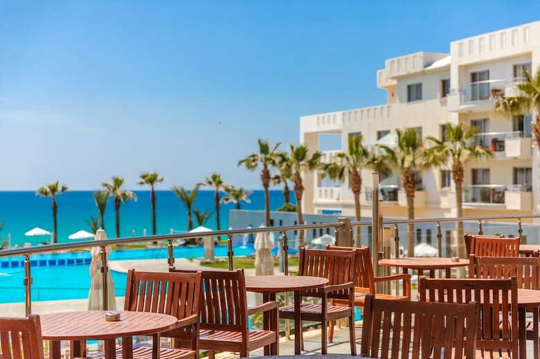 Blue Lagoon Kosher Hotel