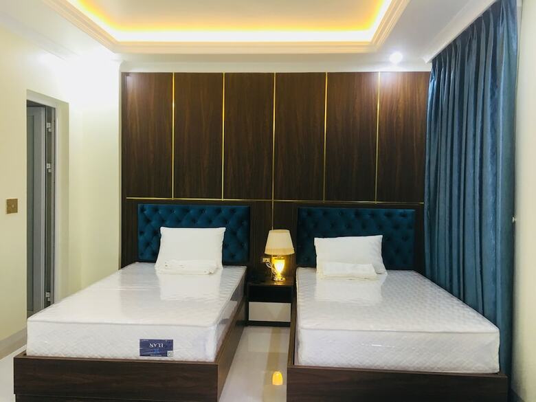 May House Hotel