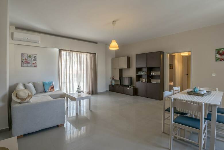 Aloe Apartments & Studios