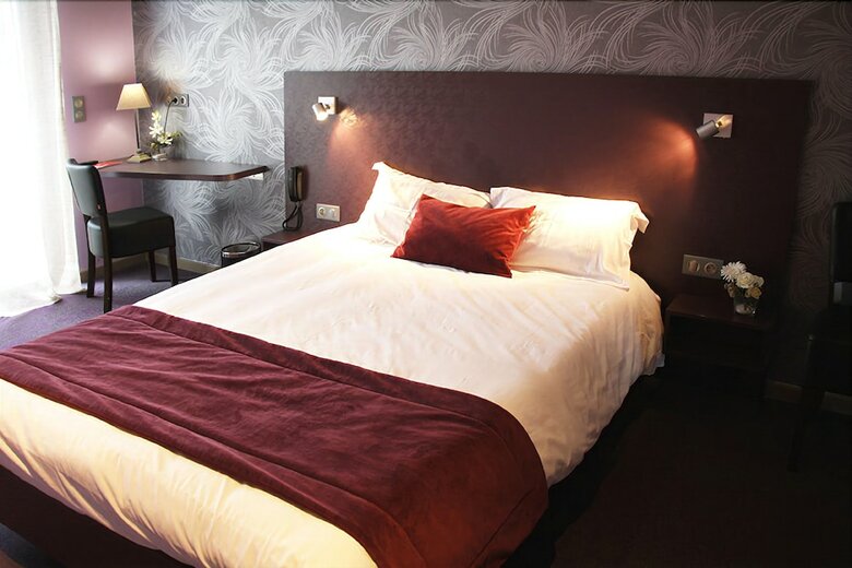 Hotel H�tel Les Aliz�s