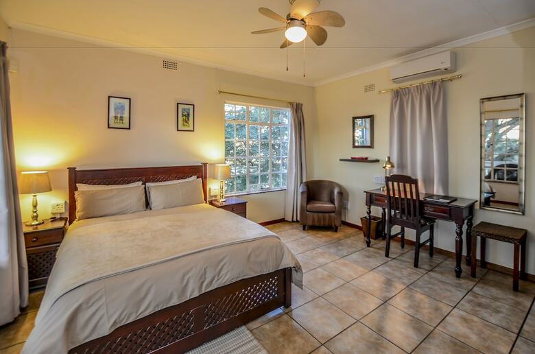 Hotel White House Lodge