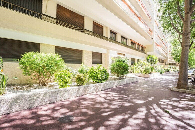 Apartamento One Bdrm Flat With Balcony A/c-congress/beaches By Weekome