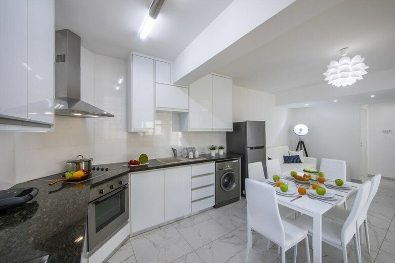 Apartamentos Larnaca Finikoudes Suite 405