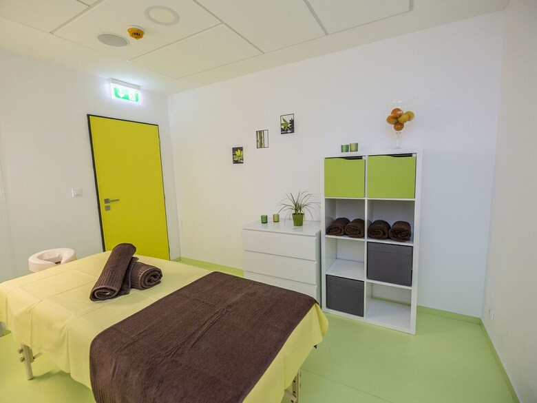 Ea Hotel Tammel
