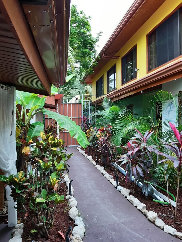 Posada Salt Life Family Lodge