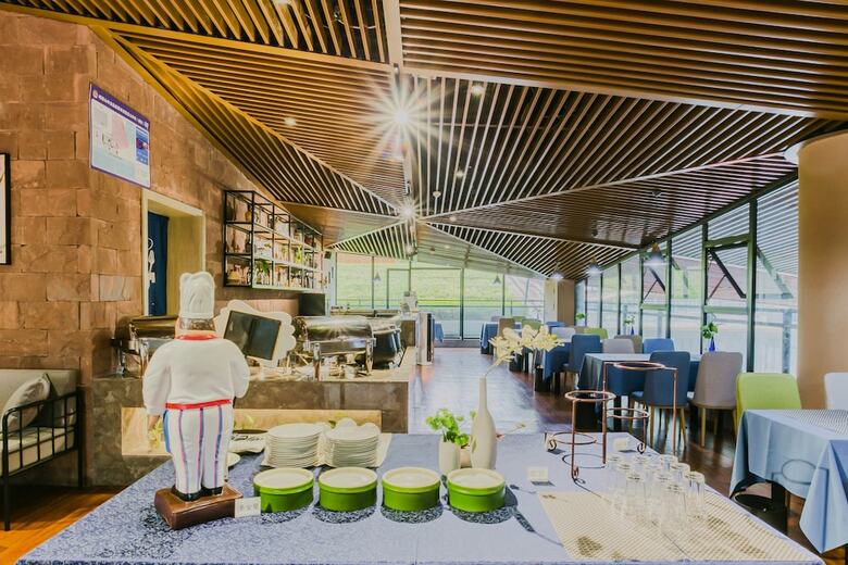 Raofoge Resort Hotel