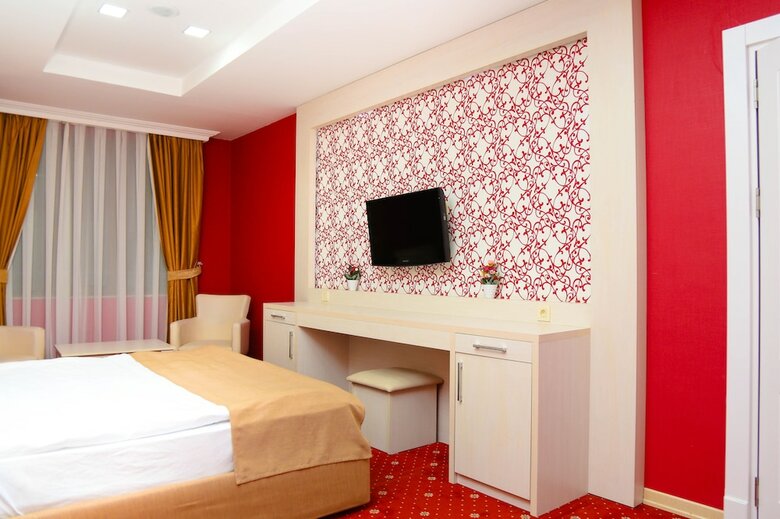 Lara Hotel & Spa