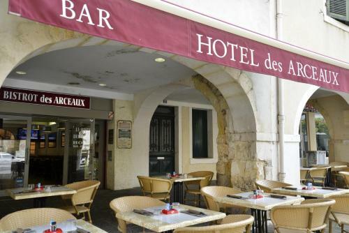 Hotel Les Arceaux