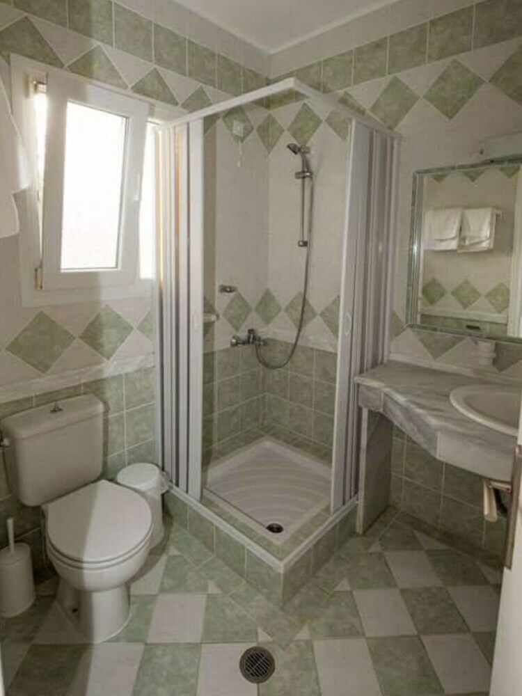 Apartamentos Ballas Paradise