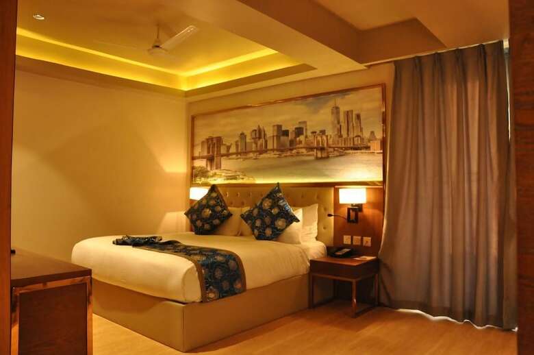Hotel The Grand Kasturi