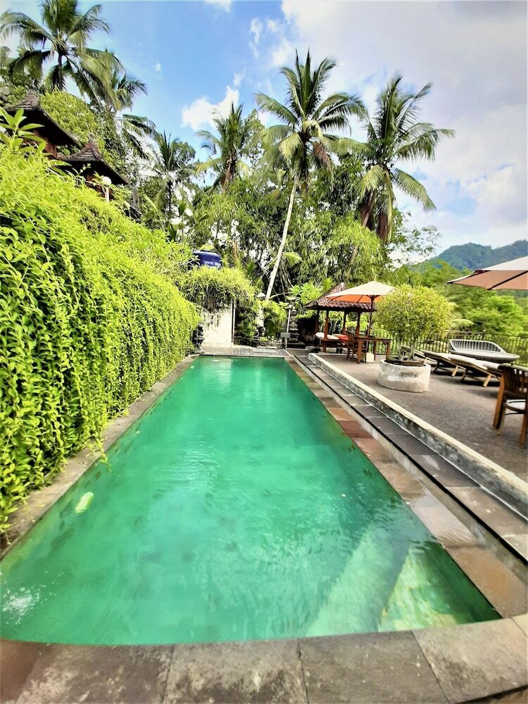Hotel Kubu Taru