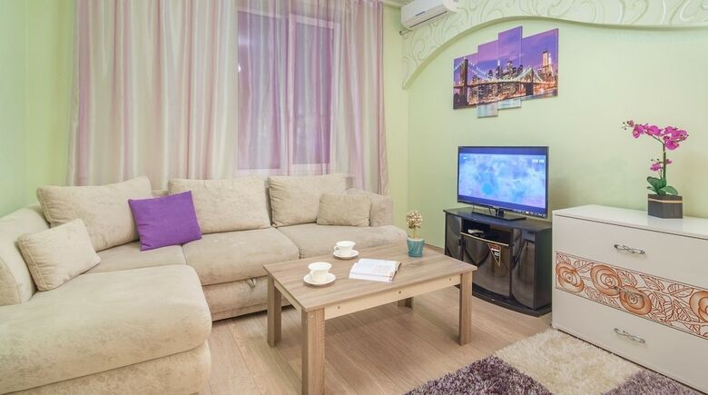 Flatsis Apartment Konstitutsii 2