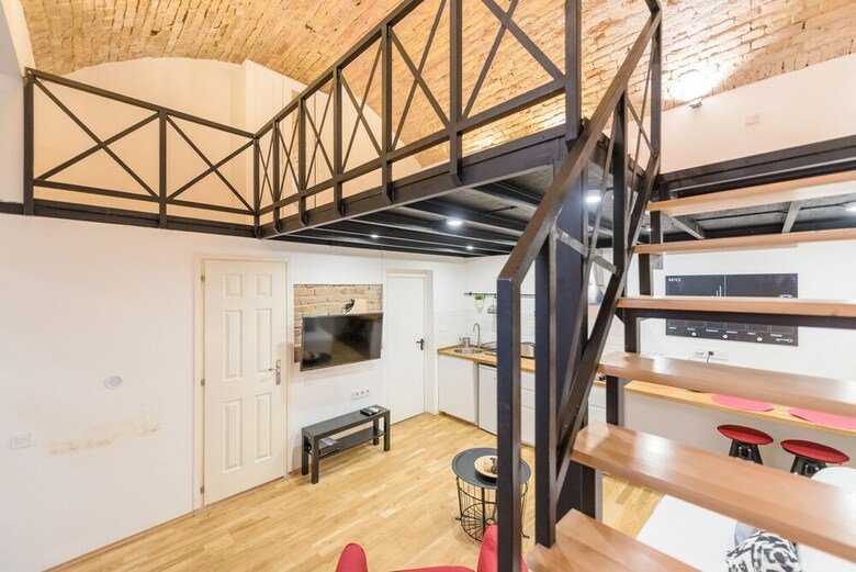 Oasis Apartments - Akacfa Street Studios