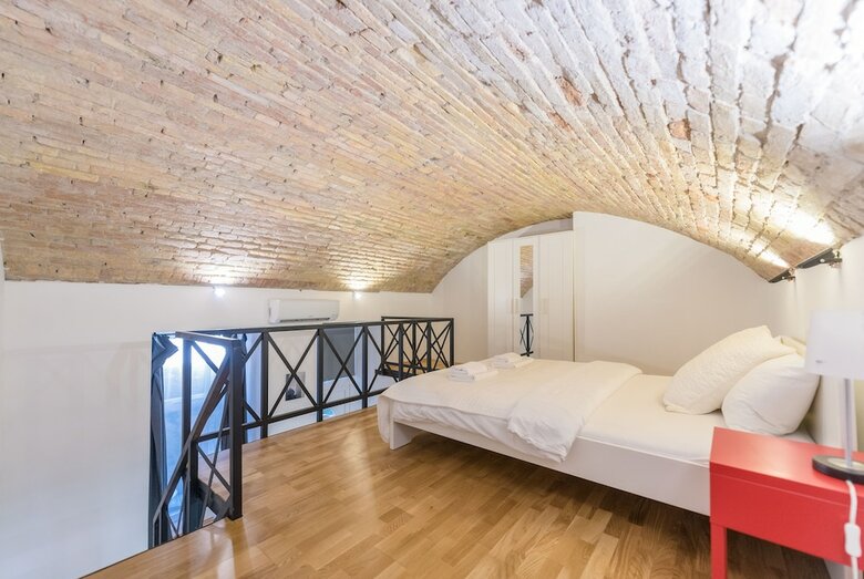 Oasis Apartments - Akacfa Street Studios