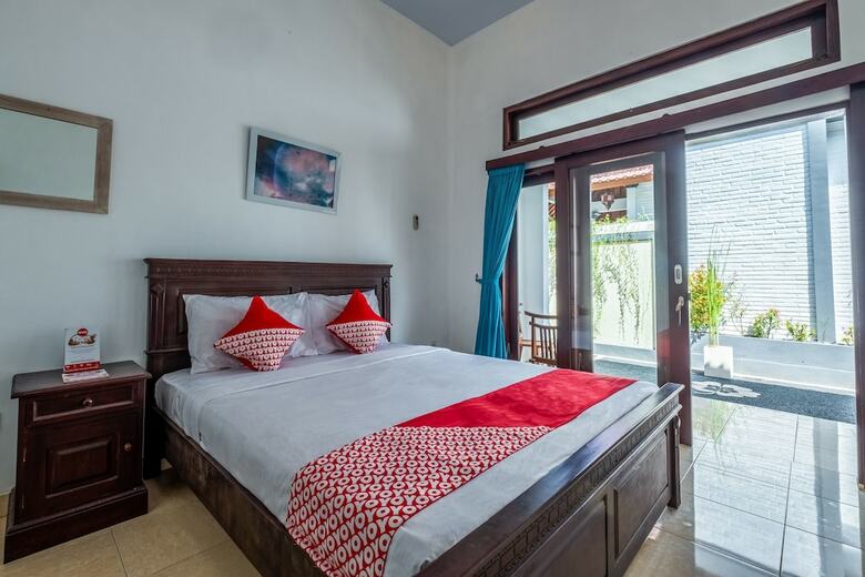 Hostal Oyo 915 Villa Sari