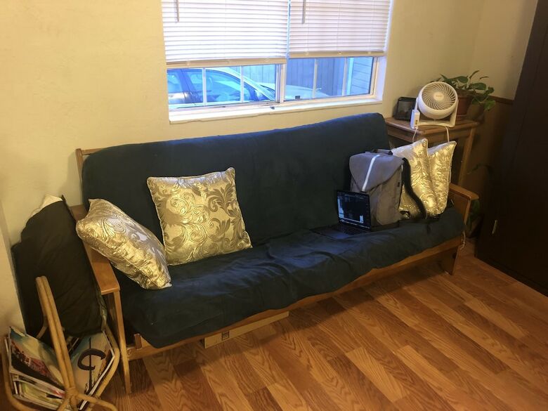 Hostal Whole Family - Wholeville