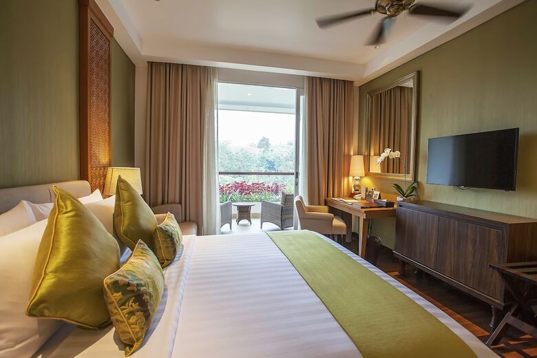 Hotel Saranam Resort And Spa