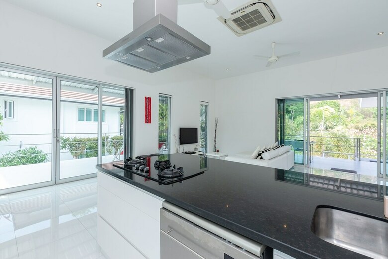 4 Bedroom Modern Pool Villa