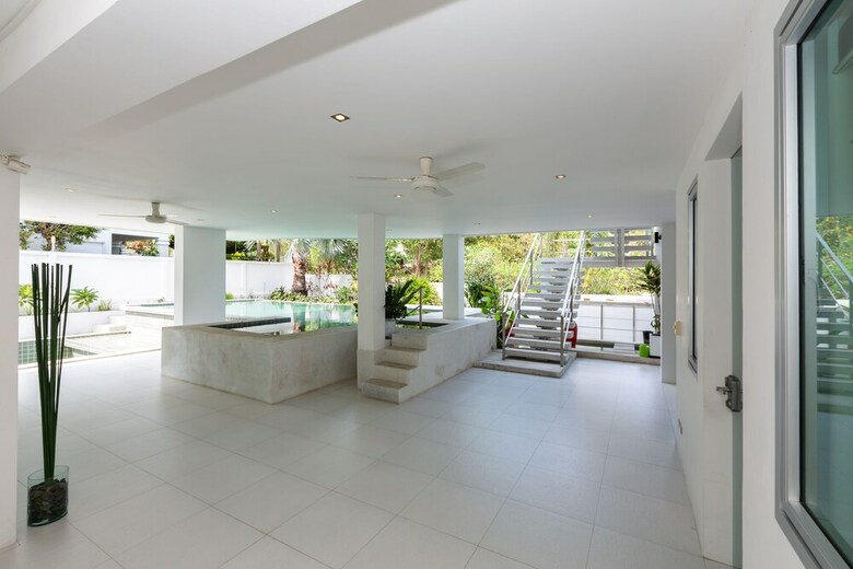 4 Bedroom Modern Pool Villa