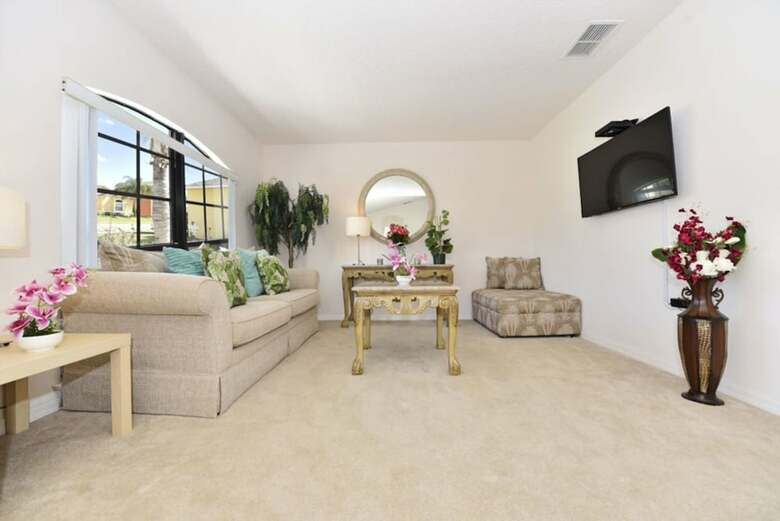 Legacy Park - 409 Coventry By Fairytale Vr
