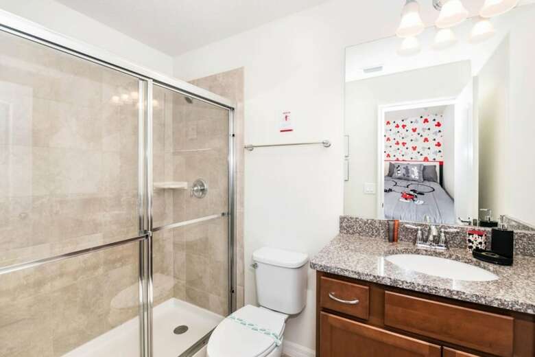 Windsor At Westside - 1776 Lima By Fairytale Vr