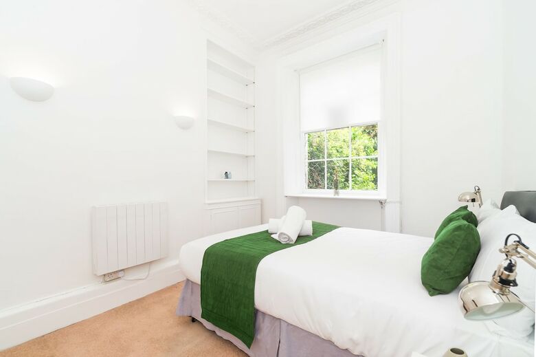 Pml Apartments Montpelier Street