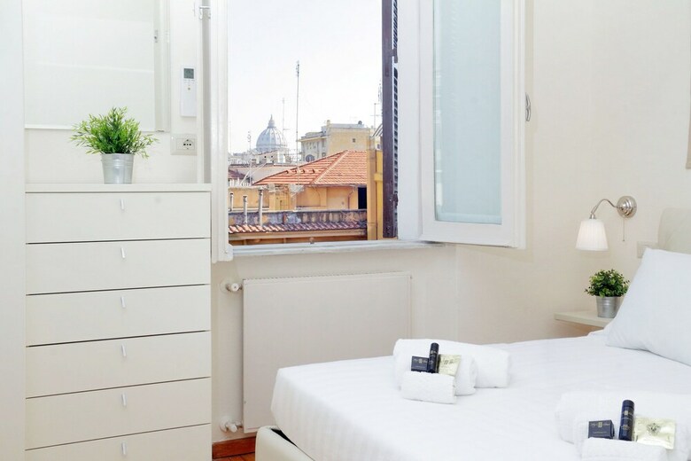 Vatican Luxapart Terrace - My Extra Home