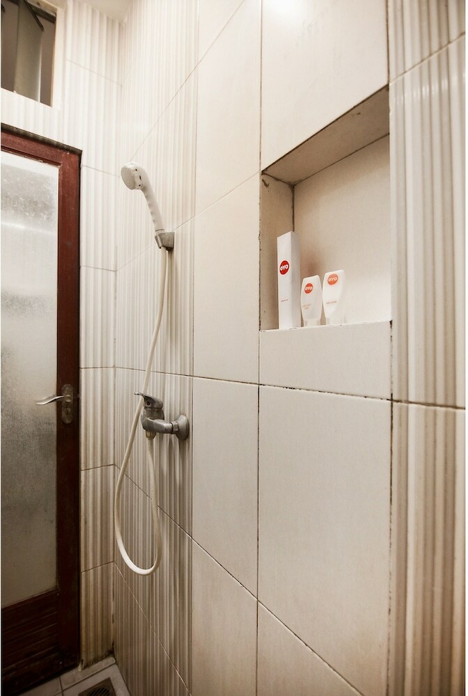 Hostal Oyo 526 Hotel Best