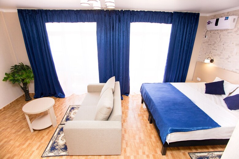 Hotel Alfa Plyus