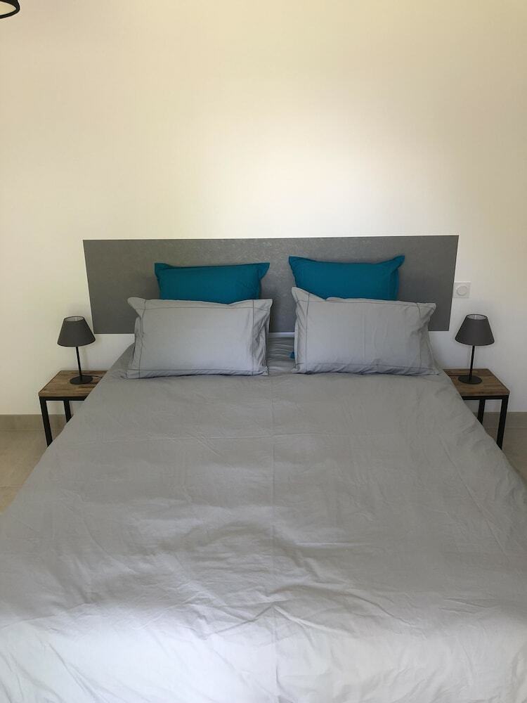 Bed & Breakfast La Closerie de Sens