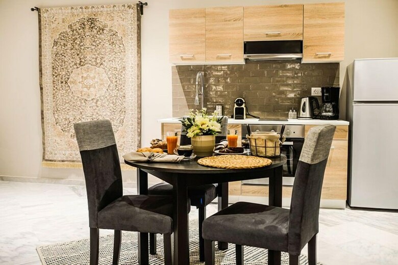 Baia Hotel Apartments Near Acropolis