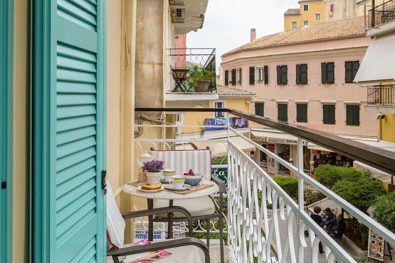 Apartamentos Casa Voula