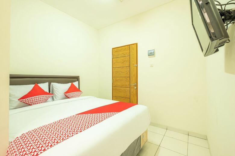 Hostal Oyo 818 Micasa Residence