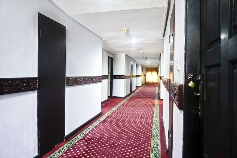 Oyo 805 Hotel Dyan Graha