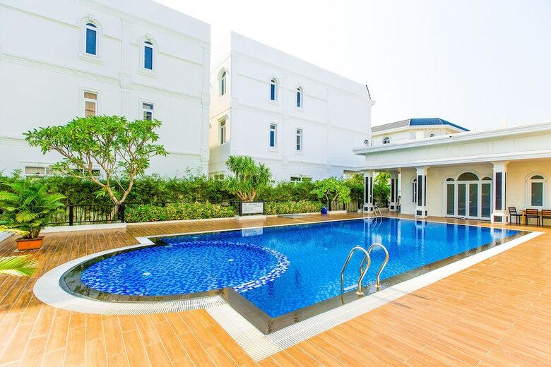 Mer Villa & Hotel Da Nang