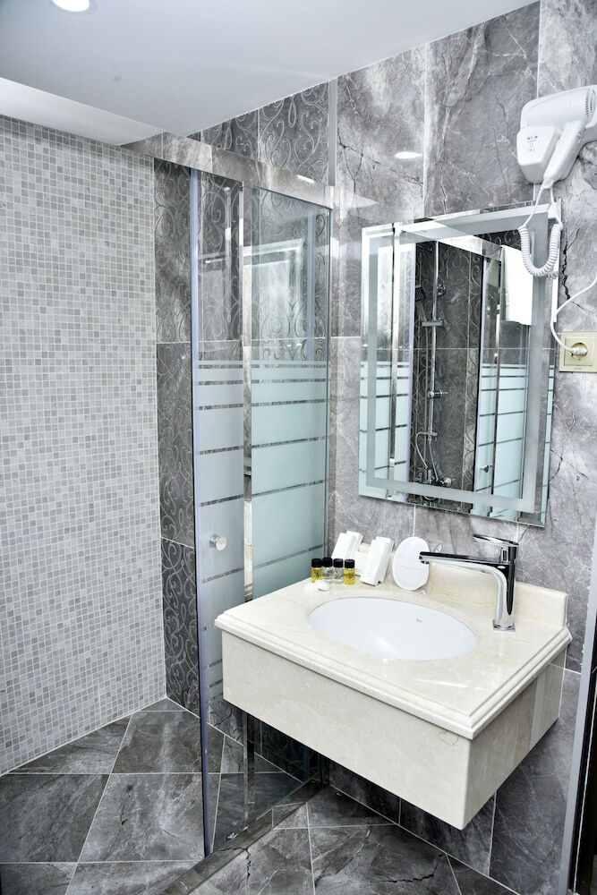 Supreme Hotel Baku