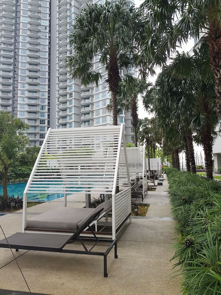 Apartamentos Skyview Teega @ Puteri Harbour