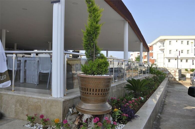 Saon Hotel