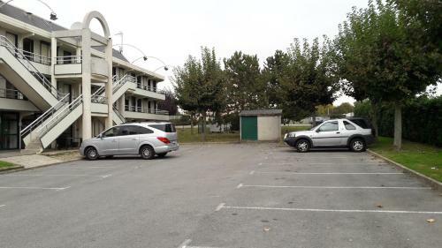 Hotel Premiere Classe Compiegne - Jaux