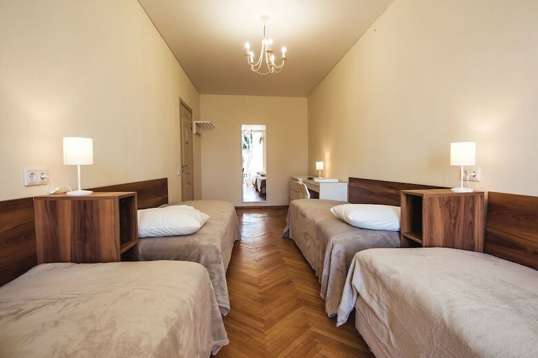 Hotel City Roof Guest House