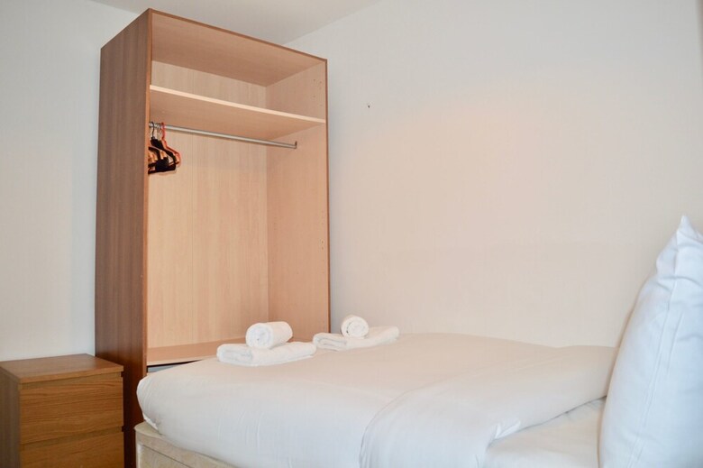 Comfortable 3 Bedroom Apartment In Manchester