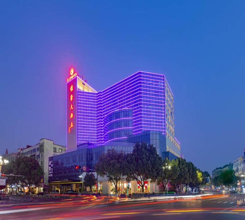 Zhuji Grand Hotel