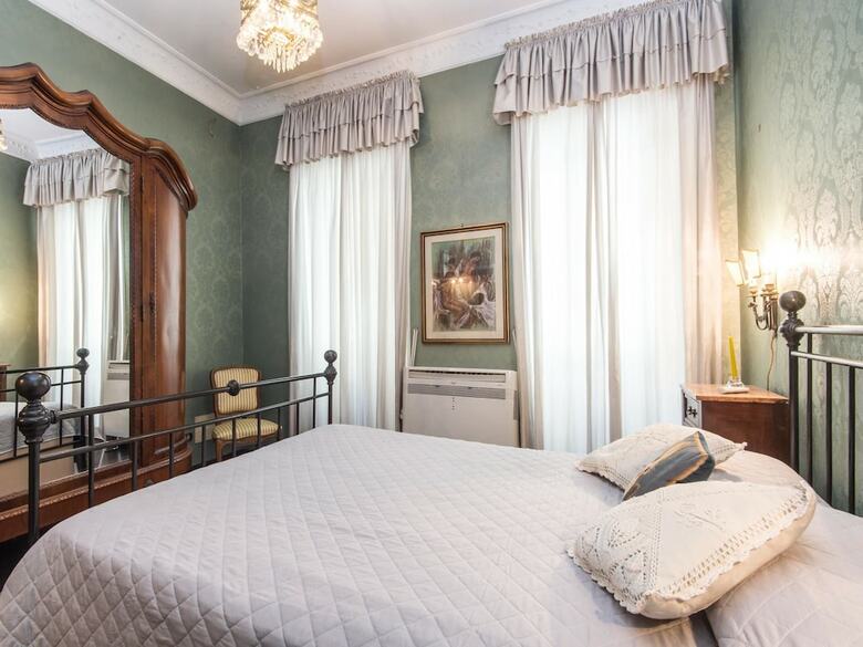 Rsh Spanish Steps Luxury Apartment