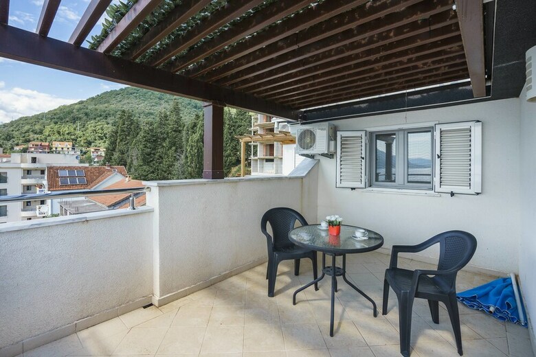 Tivat Apartments