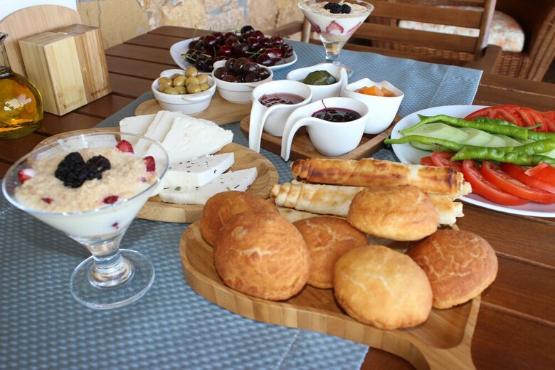 Hotel Bozcaada Defne Bag Evi