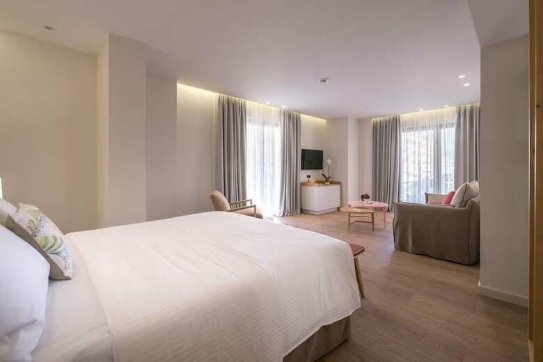 Glow Boutique Hotel & Suites