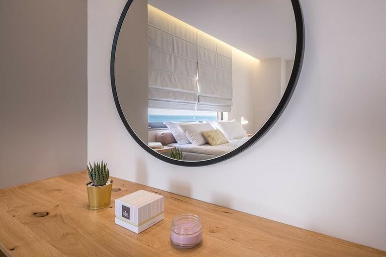 Glow Boutique Hotel & Suites