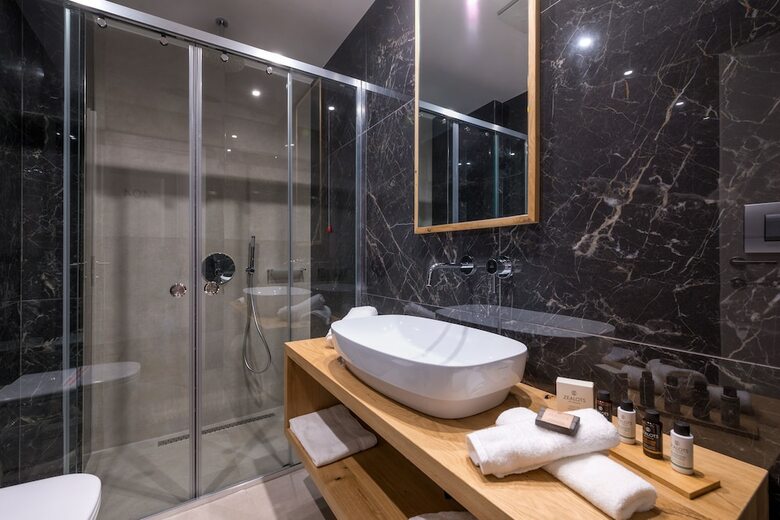 Glow Boutique Hotel & Suites